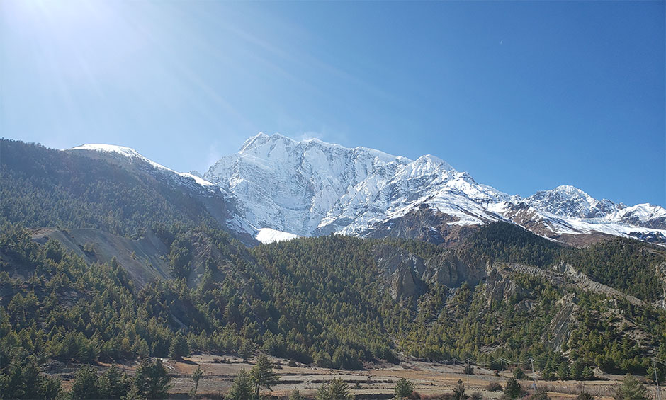 view-of-himalayan-mountains
